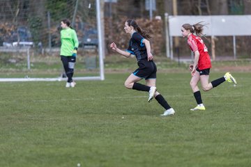 Bild 334 - wBJ VfL Pinneberg - Waldd�rfer SV : Ergebnis: 5:0